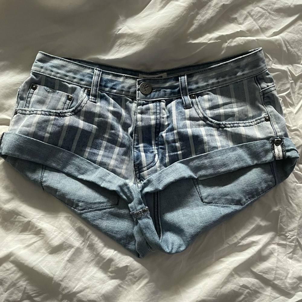 One Teaspoon shorts size 28
